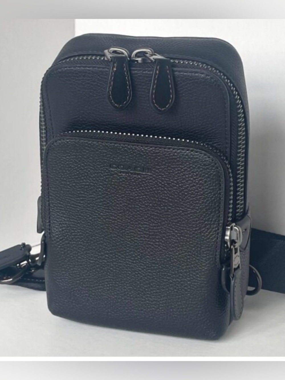 Coach Unisex Gotham Sling Pack 13 Crossbody - Picture 8 of 9